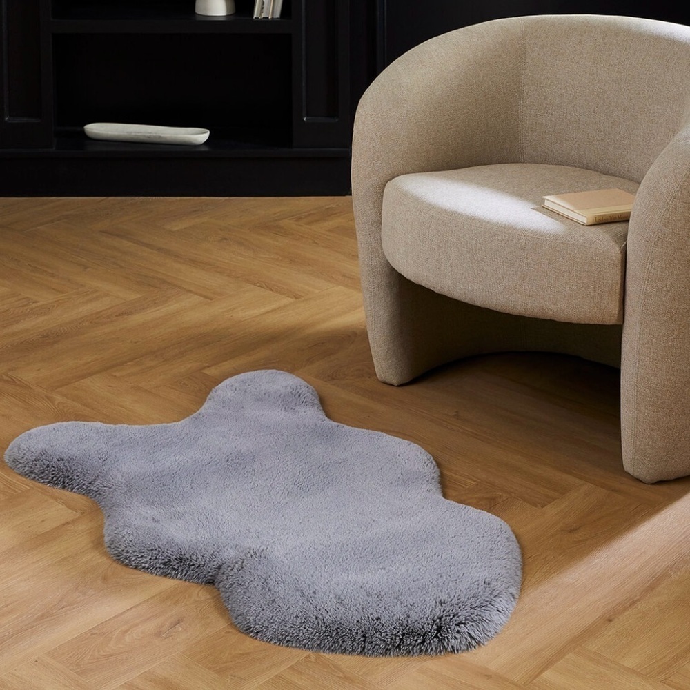 Cozy Soft Mon Chateau
Luxury Collection carpet faux fur gray